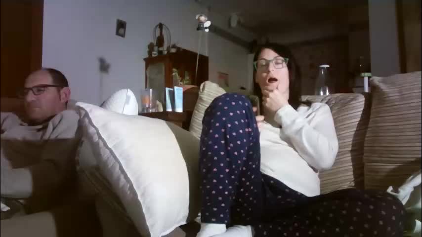 lolahueso Cam Model Chat January 5, 2026