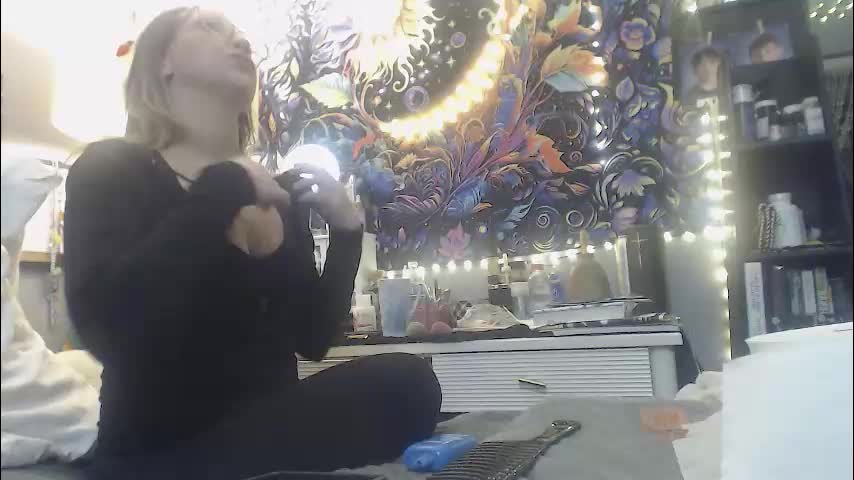 elleekaypetite Cam Model Chat January 5, 2026