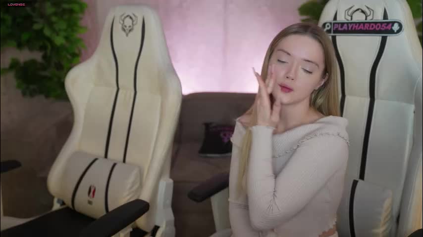 kira0541 Cam Model Chat January 5, 2026