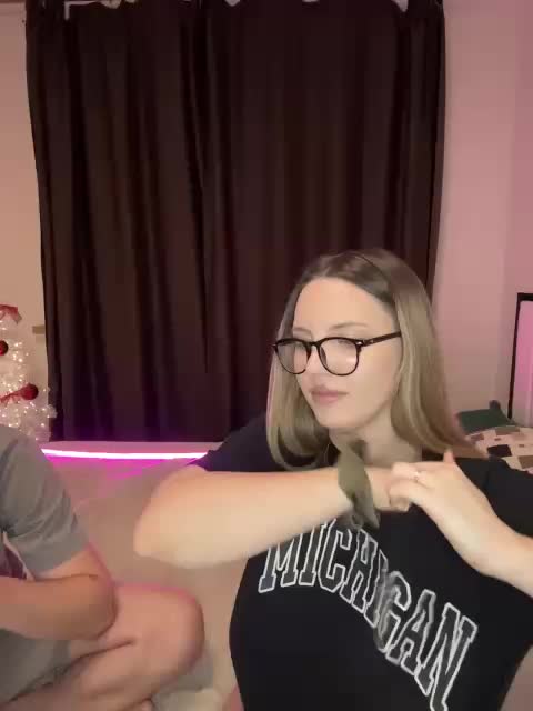 Cris_Mi Cam Model Chat January 5, 2026