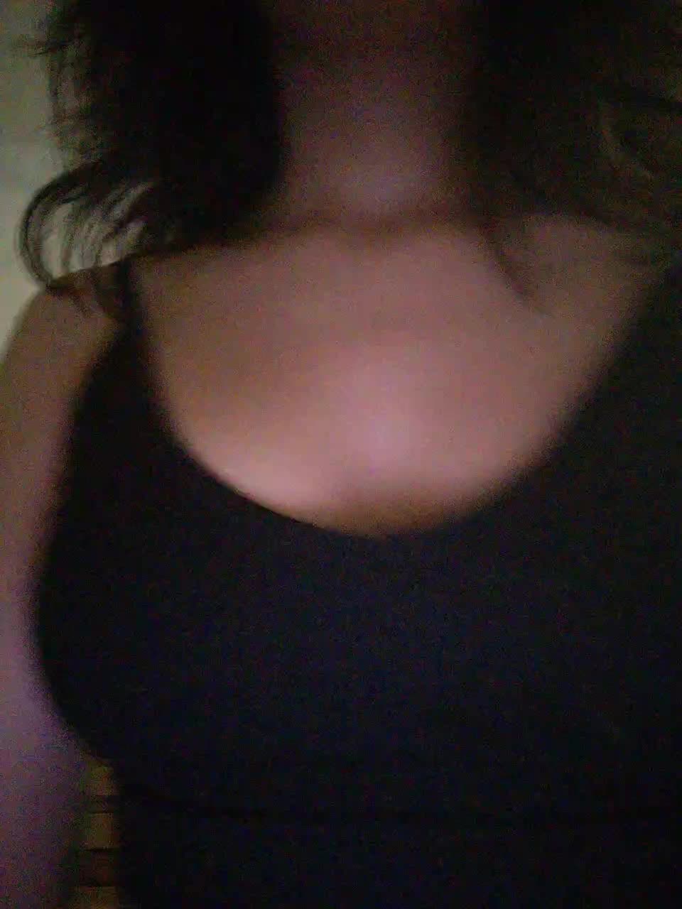 Tinablackkk Cam Model Chat January 5, 2026