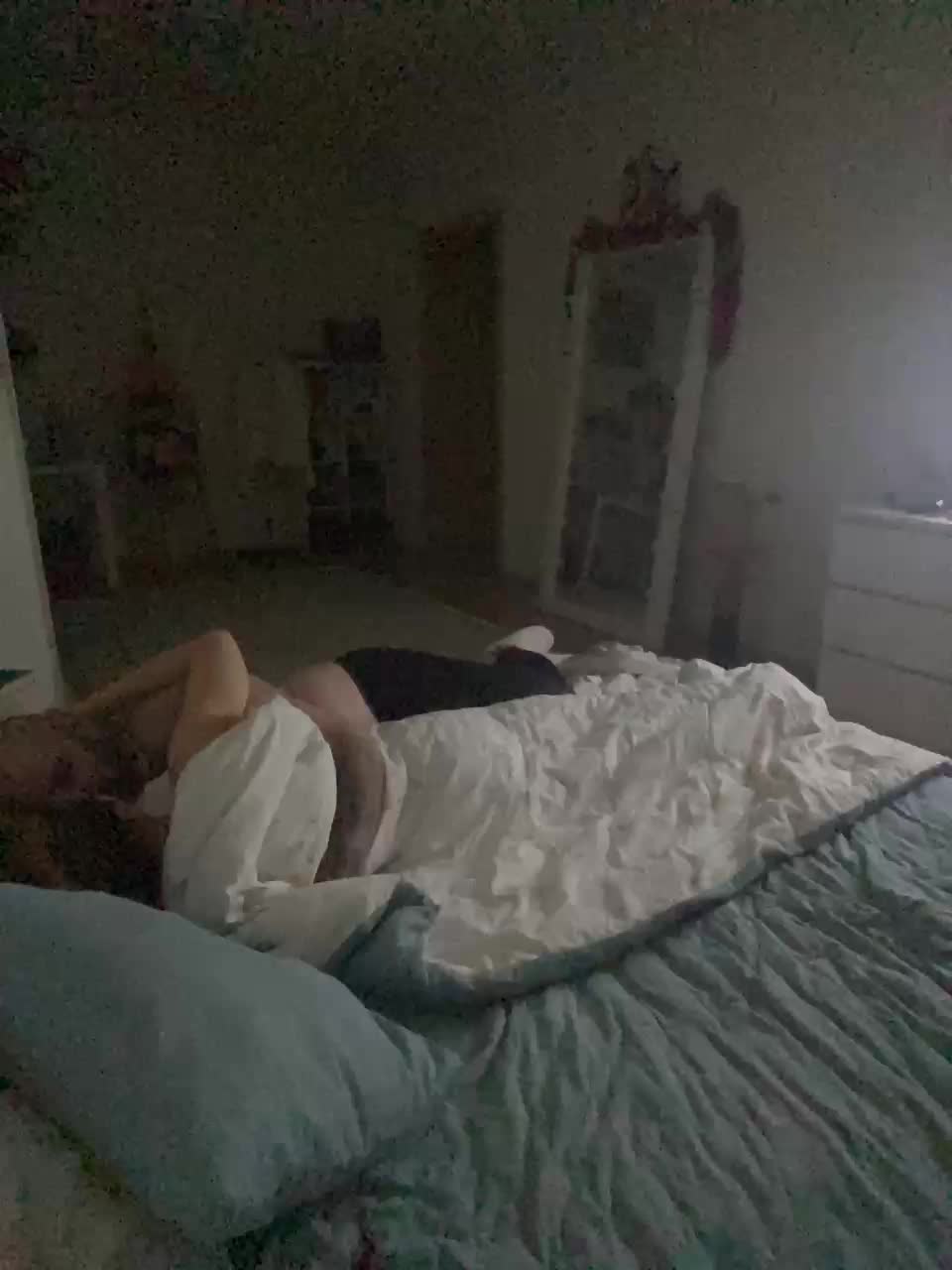 YuGoVi Cam Model Chat January 5, 2026