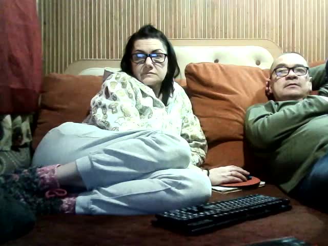coupleofcoolx Cam Model Chat January 5, 2026