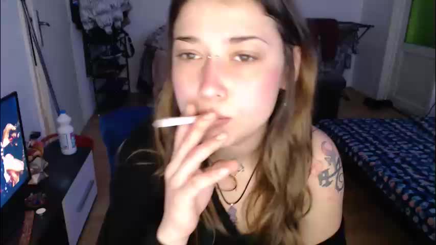 aliens4twenty Cam Model Chat January 5, 2026