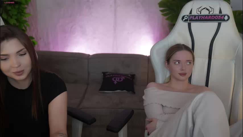 kira0541 Cam Model Chat January 5, 2026