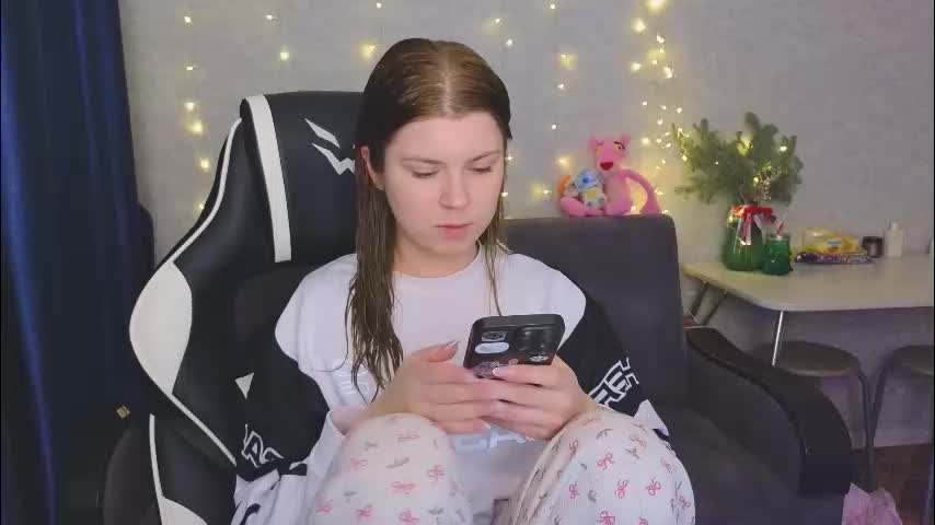 _kirieshka Cam Model Chat January 5, 2026