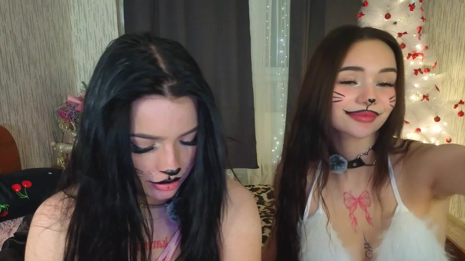 LisaAndDenis Cam Model Chat January 6, 2026