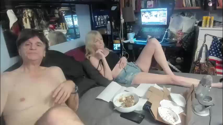 pink_black Cam Model Chat January 6, 2026