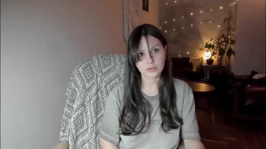 yourher0in Cam Model Chat January 6, 2026