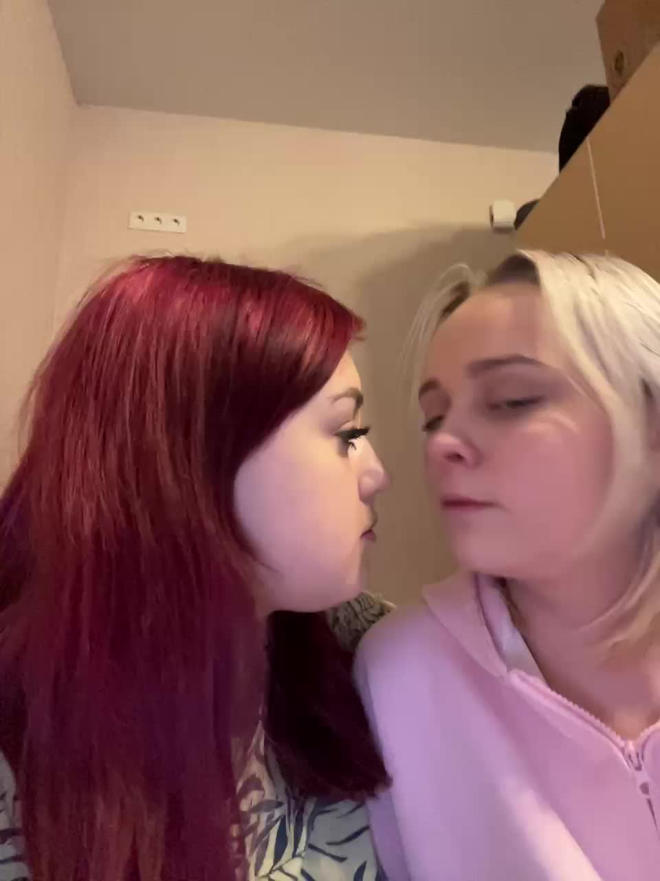 The-best-babies Cam Model Chat January 6, 2026