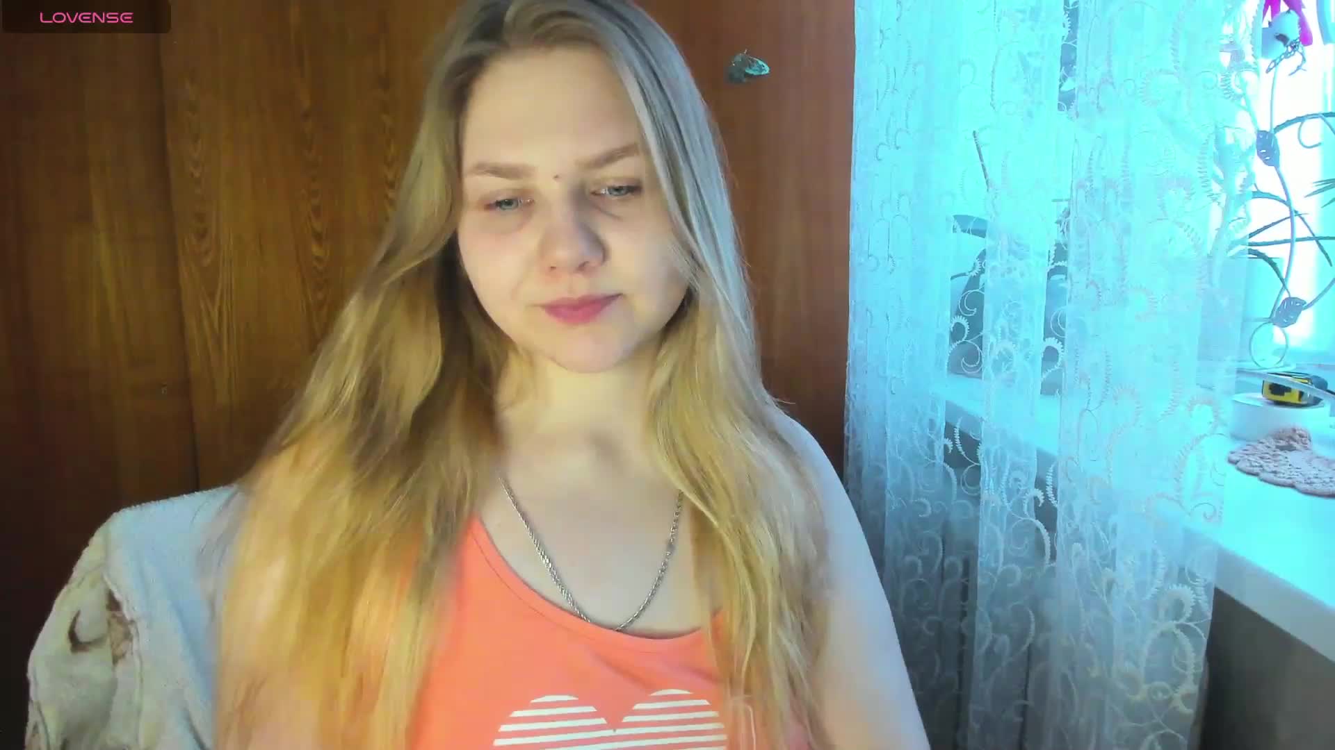 Emma-Frizea Cam Model Chat January 6, 2026