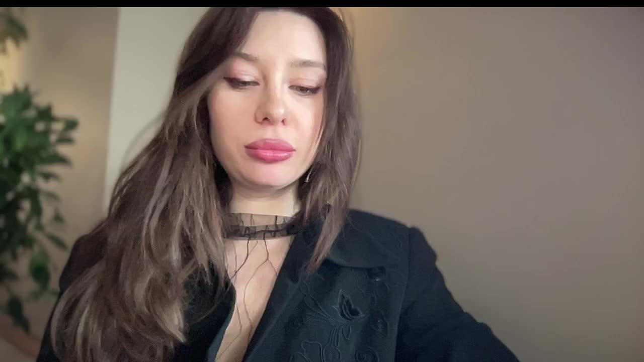 Melissa222Femdom Cam Model Chat January 7, 2026