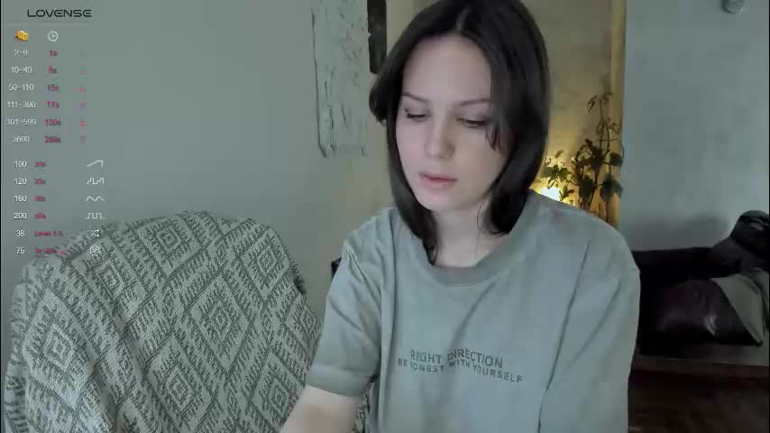 yourher0in Cam Model Chat January 7, 2026