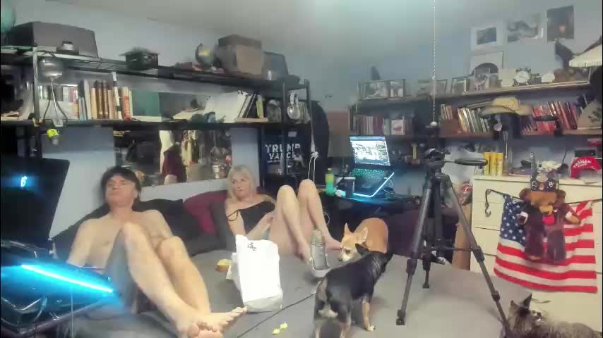 pink_black Cam Model Chat January 7, 2026