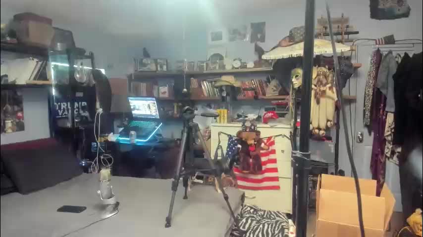 pink_black Cam Model Chat January 7, 2026