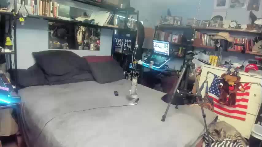 pink_black Cam Model Chat January 7, 2026