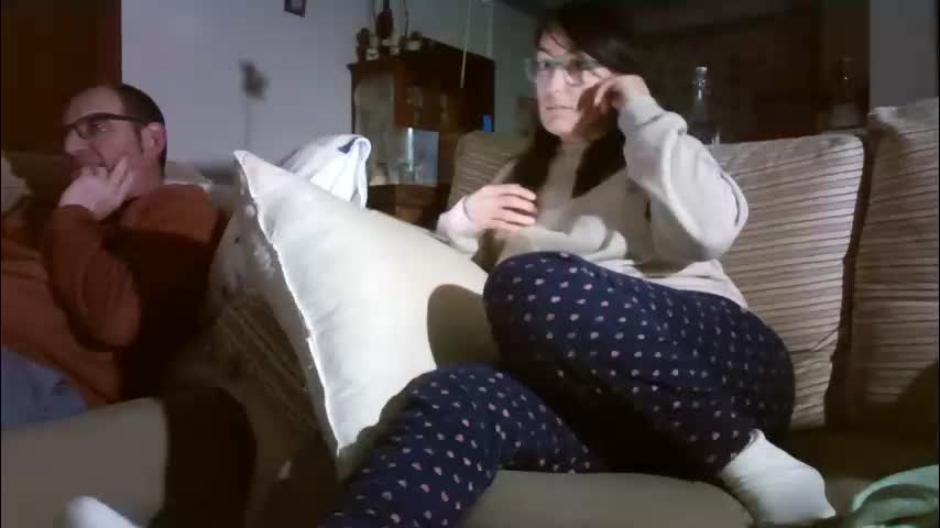 lolahueso Cam Model Chat January 7, 2026