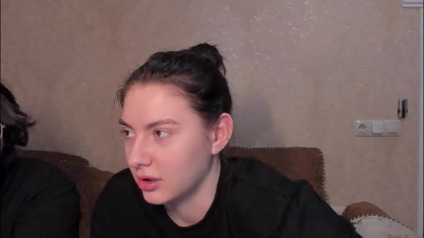 lizzi_muur Cam Model Chat January 7, 2026