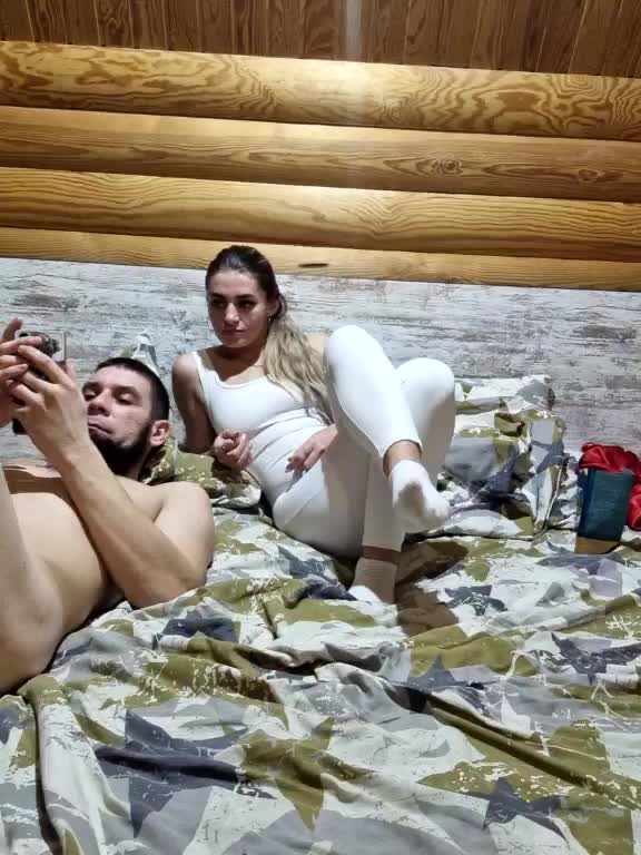 SweetCoople Cam Model Chat January 8, 2026