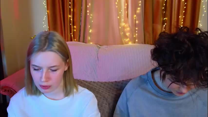 berry_assortment Cam Model Chat January 8, 2026