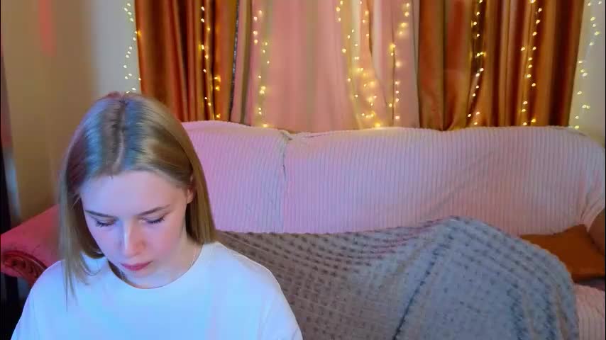 babees_eva Cam Model Chat January 8, 2026