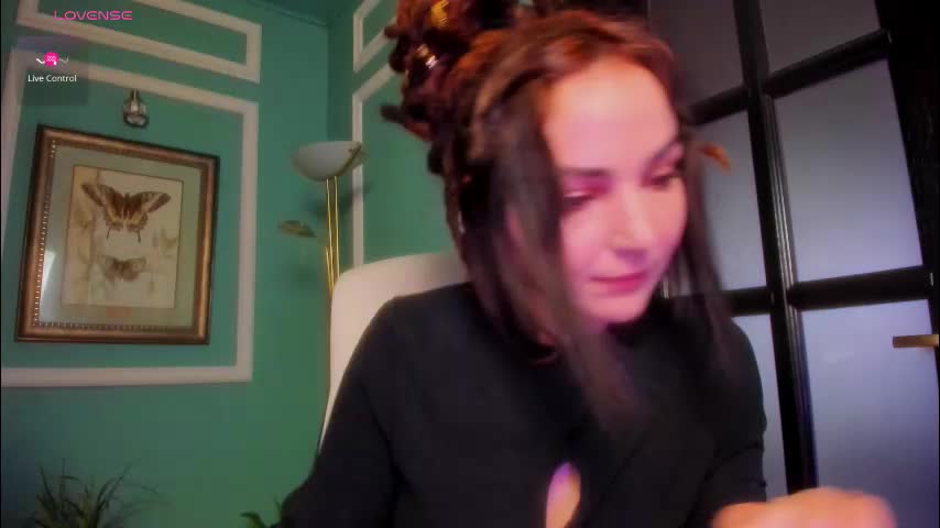 1munique Cam Model Chat January 8, 2026