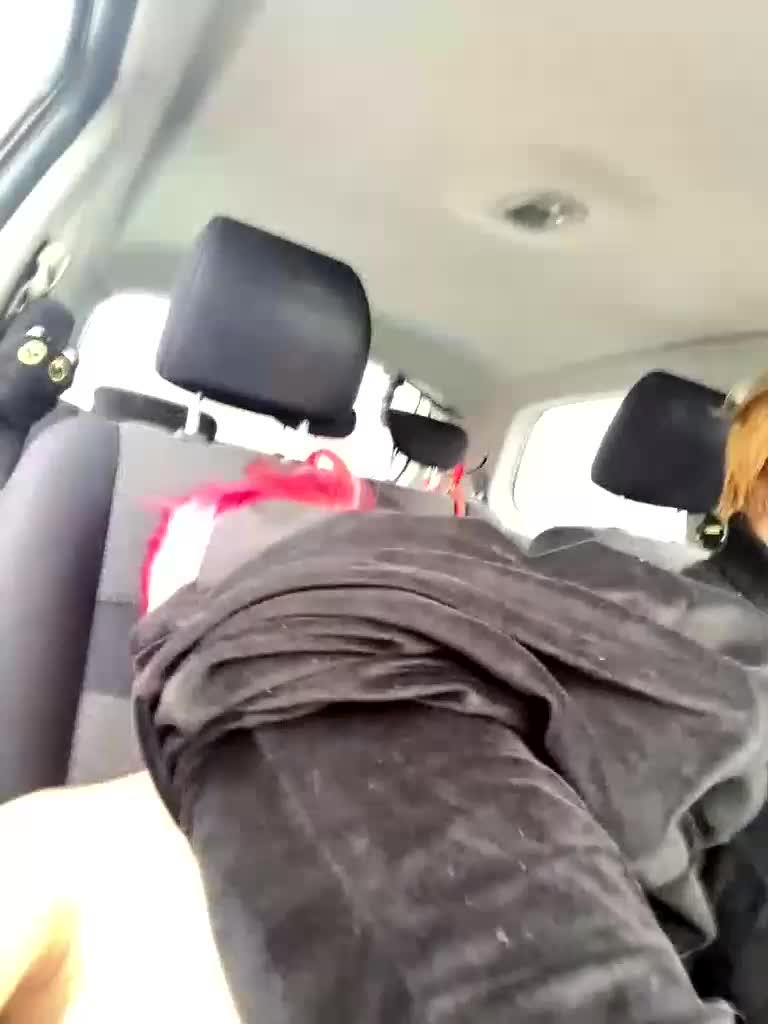 NiMfOmAnKA_s_Saskoj Cam Model Chat January 9, 2026