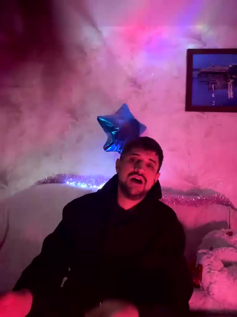 VIP17CoupleDream Cam Model Chat January 9, 2026