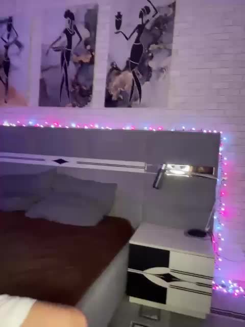 OTSOSIKA Cam Model Chat January 9, 2026