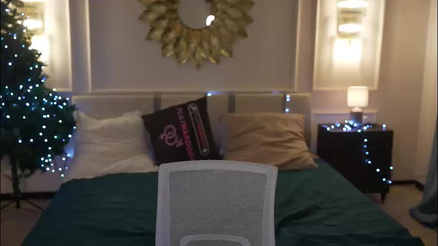 bright_diamonds_054 Cam Model Chat January 9, 2026