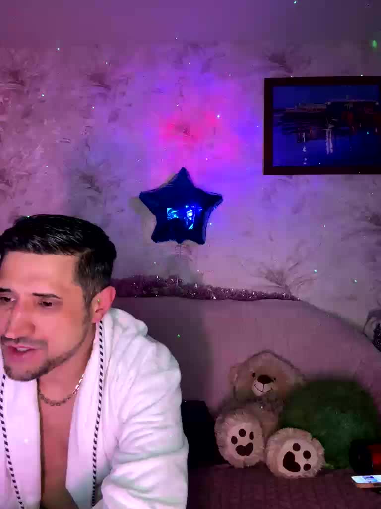 VIP17CoupleDream Cam Model Chat January 10, 2026