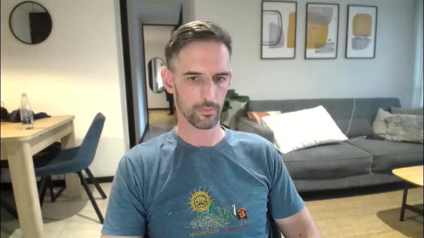 gizzlemcclizzle Cam Model Chat January 10, 2026