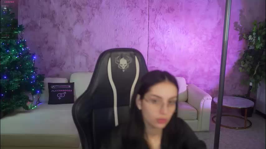 bright_diamonds_054 Cam Model Chat January 12, 2026