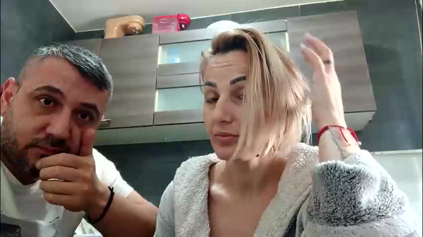 no_limit_coupl3 Cam Model Chat January 12, 2026