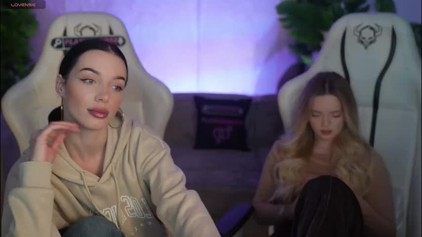 kira0541 Cam Model Chat January 12, 2026