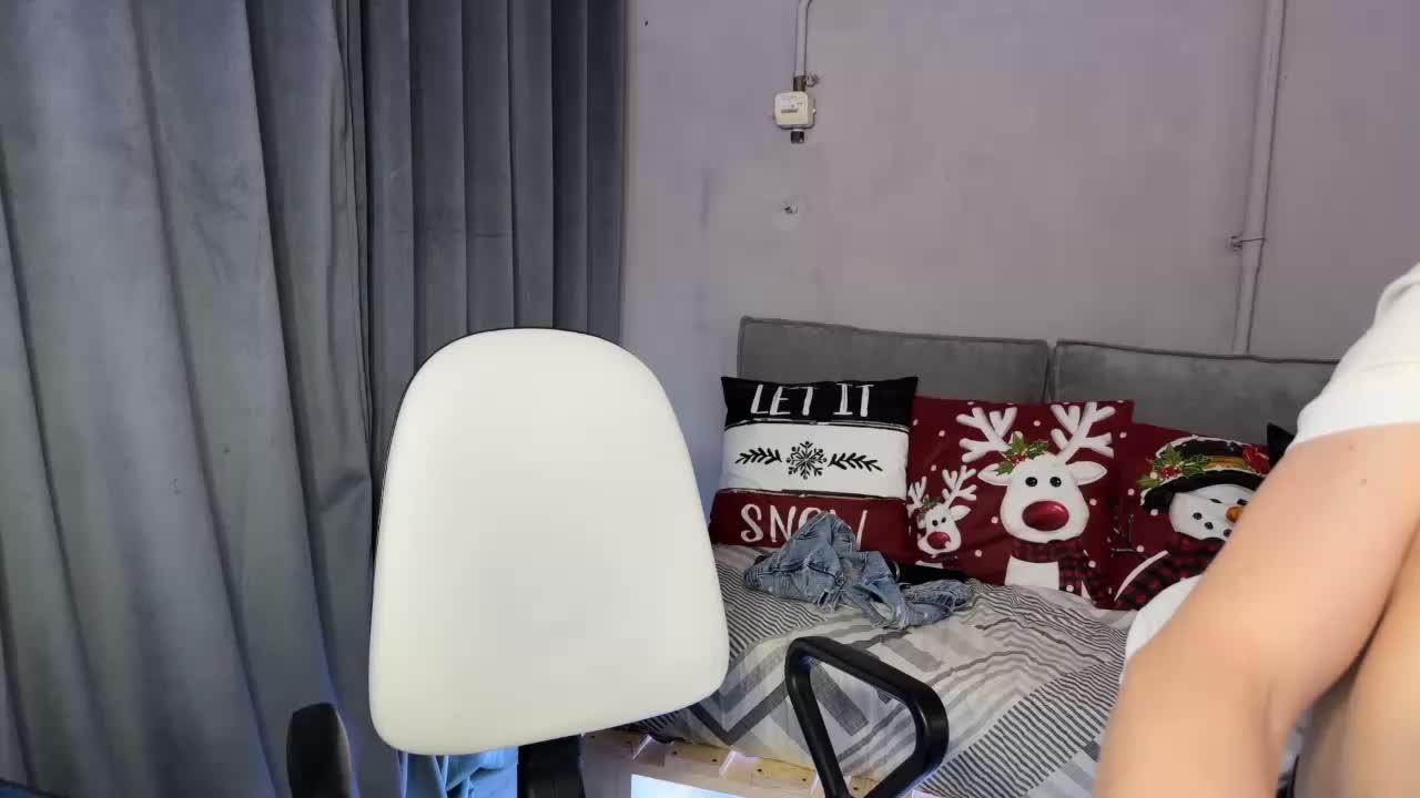 cutemilana_sexwife Cam Model Chat January 13, 2026