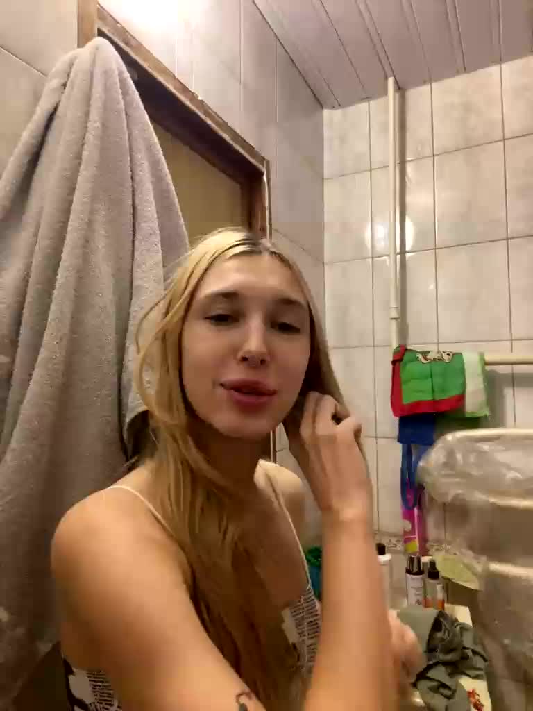 lina_wap Cam Model Chat January 13, 2026