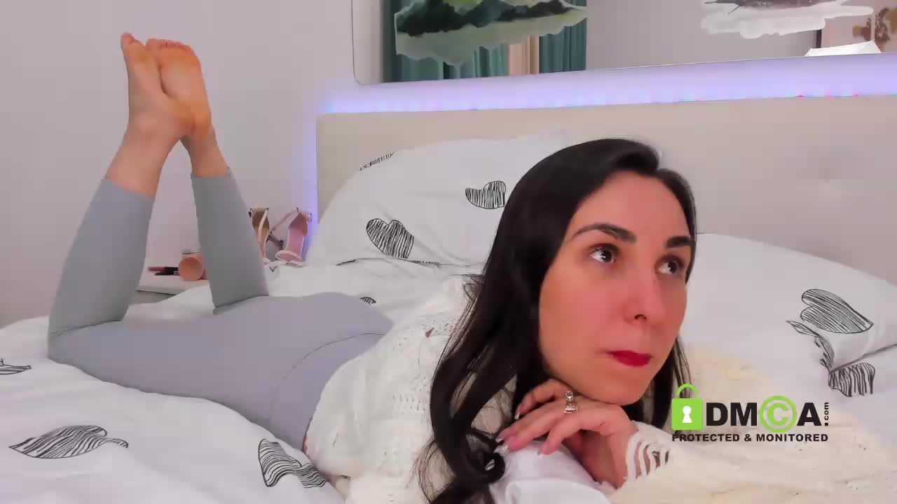 SonyaParadise Cam Model Chat January 13, 2026