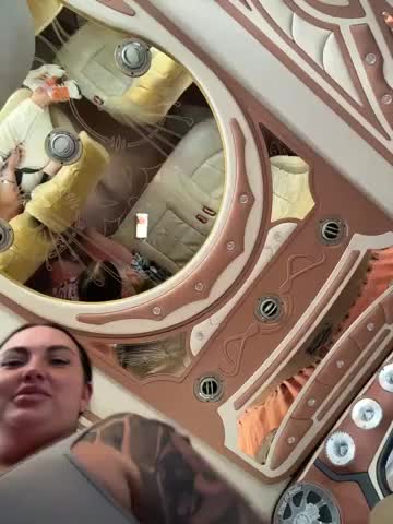 KROSHKA_N Cam Model Chat January 13, 2026