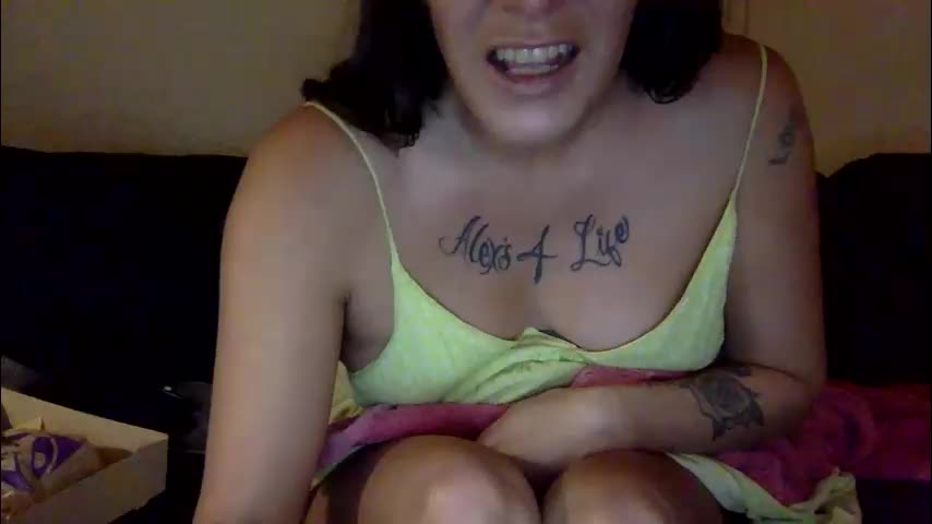 milfsfreaky69 Cam Model Chat January 13, 2026