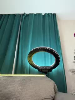 Ellidi Cam Model Chat January 13, 2026