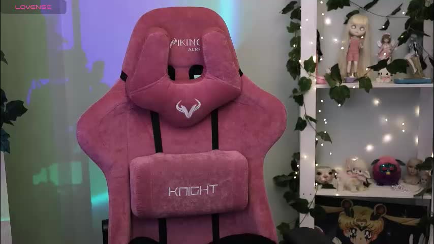 prettybones Cam Model Chat January 13, 2026