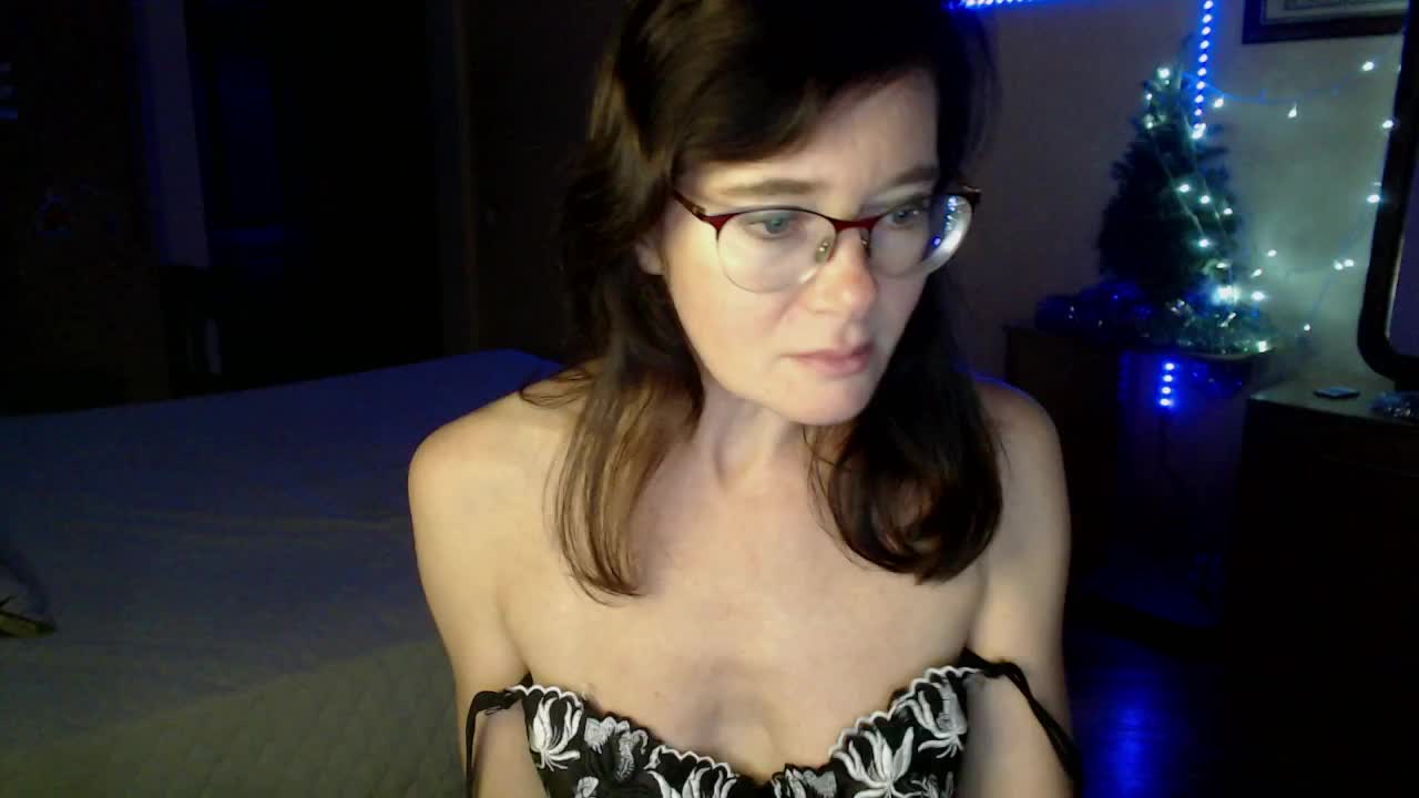 Viorica Cam Model Chat January 13, 2026