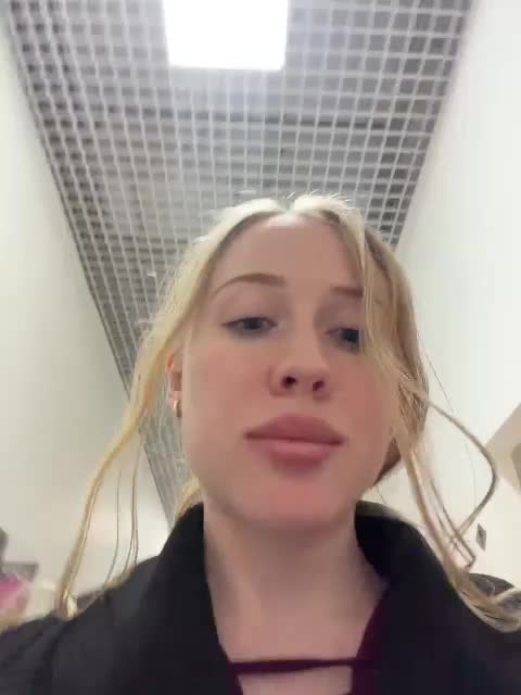 LiiBaby Cam Model Chat January 13, 2026