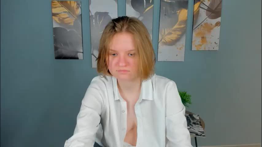 lilianslow Cam Model Chat January 13, 2026