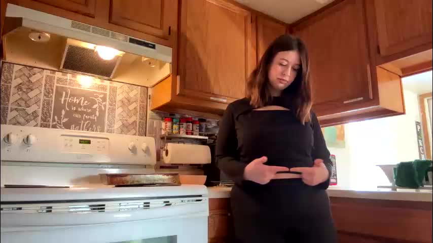 funflirt97 Cam Model Chat January 13, 2026