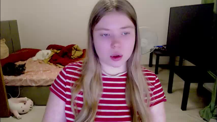 kitten_jenny01 Cam Model Chat January 13, 2026