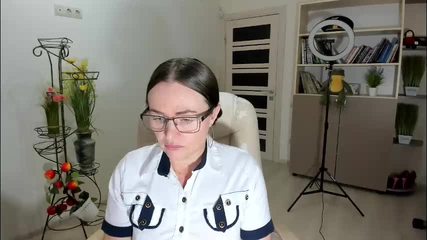 vika7333 Cam Model Chat January 13, 2026