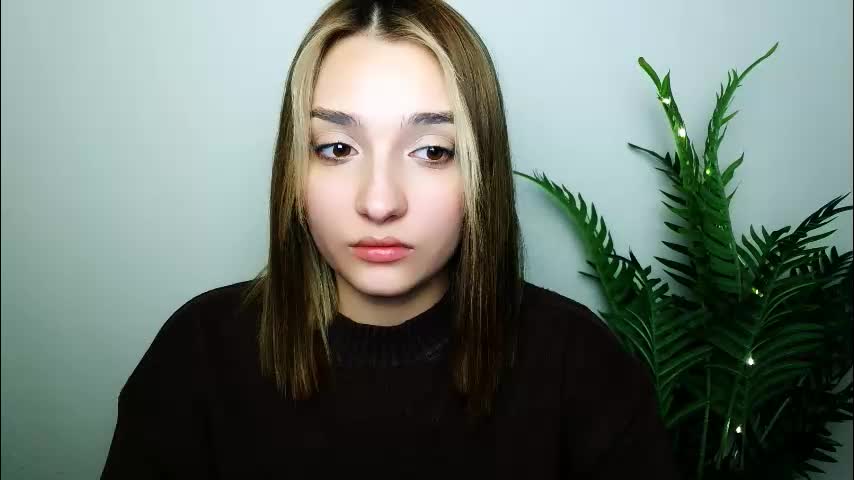 veryveryshygirl Cam Model Chat January 13, 2026