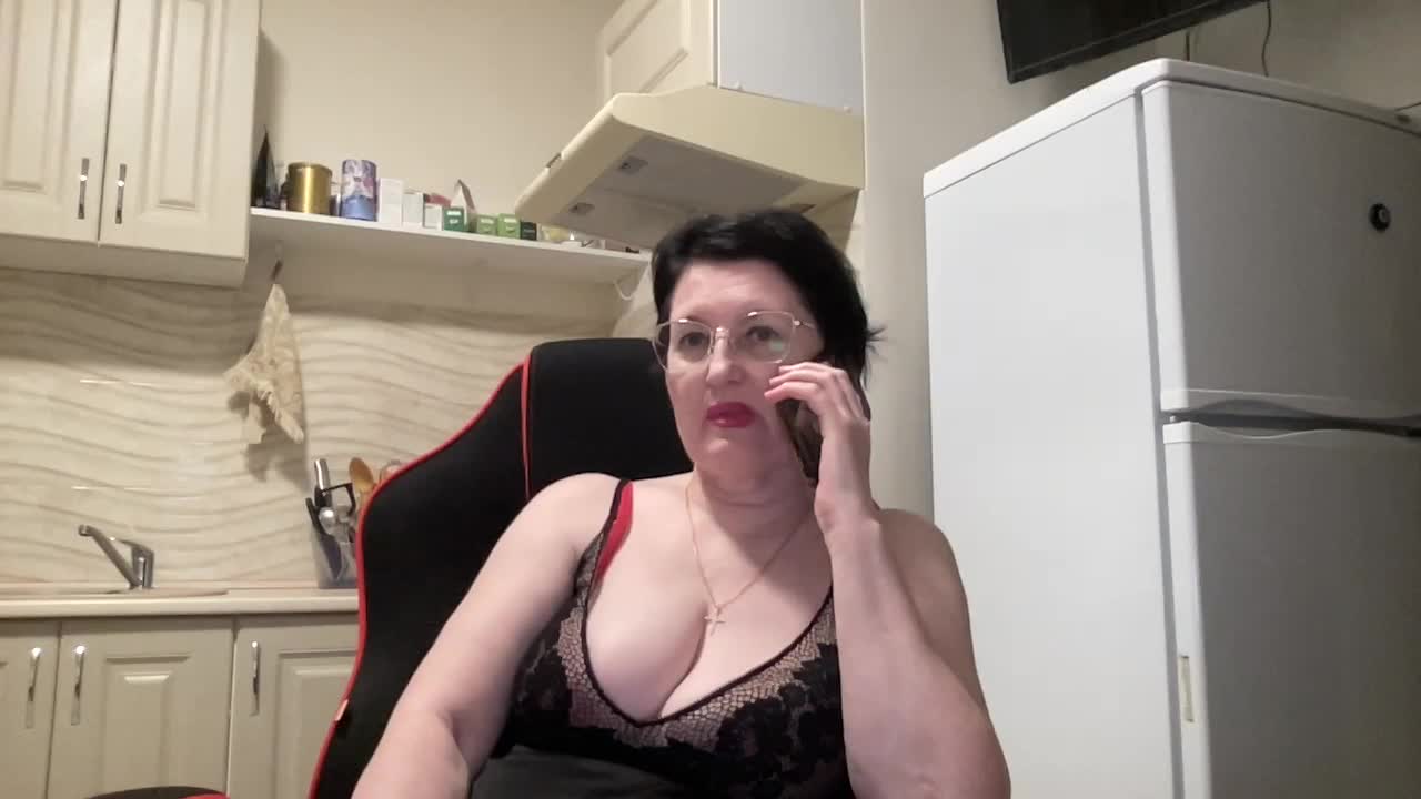 HotMilfPussy Cam Model Chat January 13, 2026